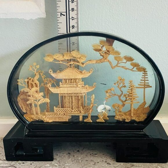 Cork Art Diorama: Intricate Chinoiserie Sculpture with Cranes - Picture 5 of 10